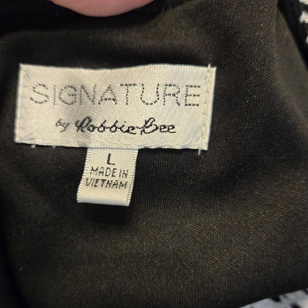 Signature by Robbie Bee - Large Dress - Pre-Owned - Picture 4 of 4